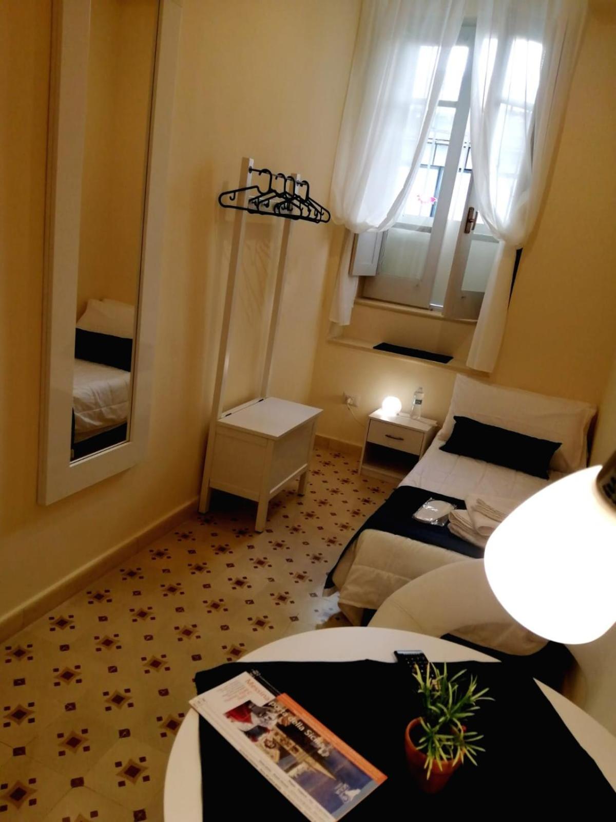 Suleima B&B Messina Centro ห้อง รูปภาพ
