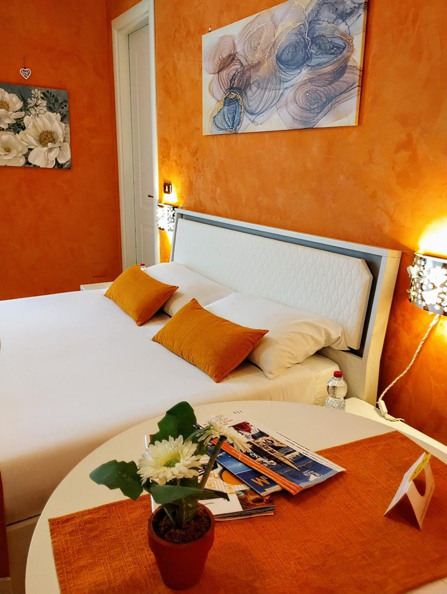 Suleima B&B Messina Centro ภายนอก รูปภาพ