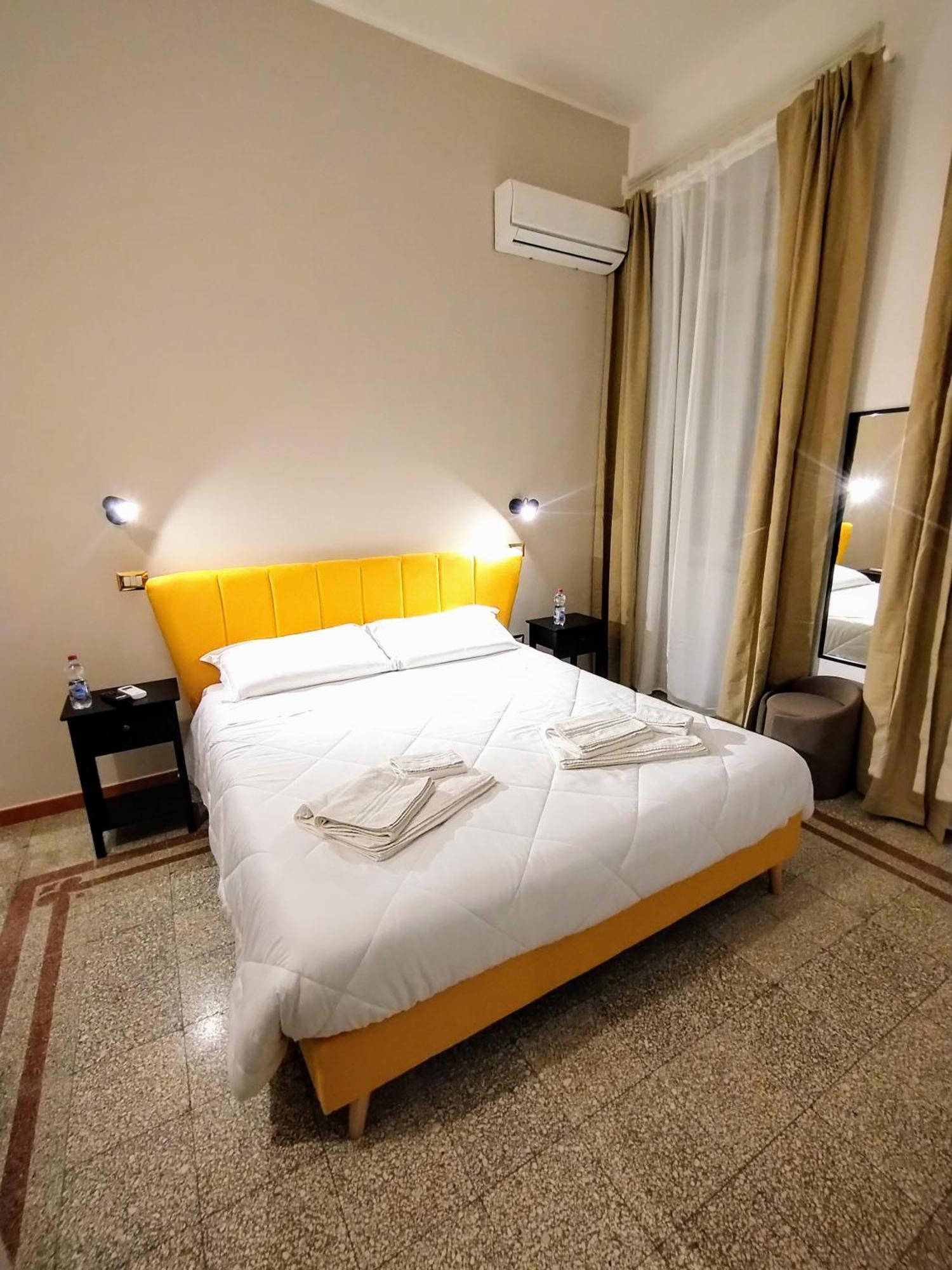 Suleima B&B Messina Centro ภายนอก รูปภาพ