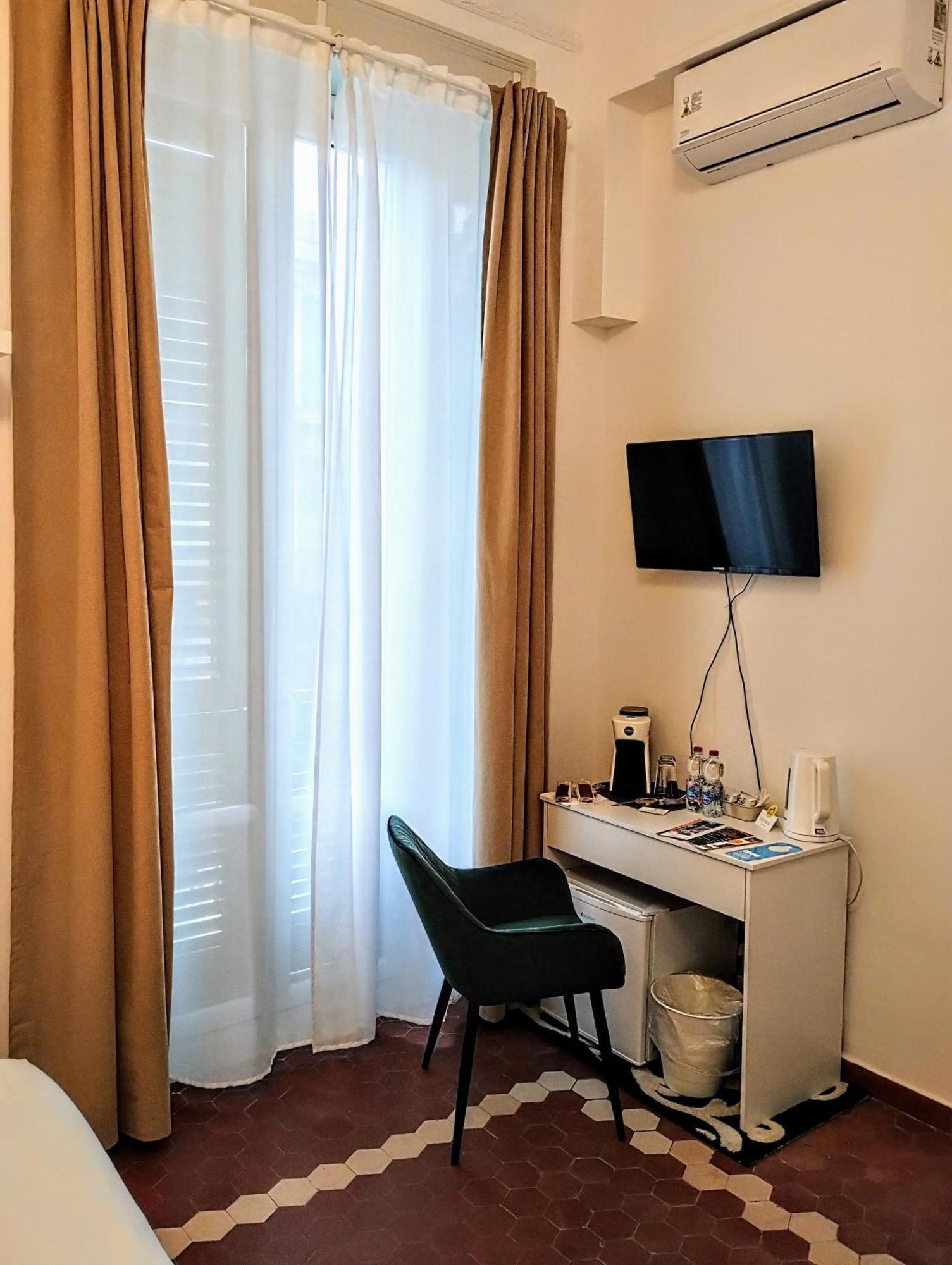 Suleima B&B Messina Centro ภายนอก รูปภาพ
